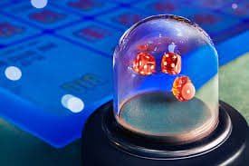 Tampilan permainan Jewels of Prosperity di slot boss dengan simbol permata dan gulungan warna-warni